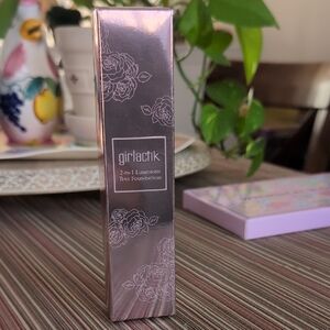 Girlactik 2-in-1 Luminous Tint Foundation - Pink